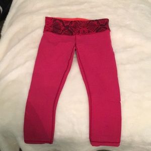 Magenta Lululemon Cropped Legging